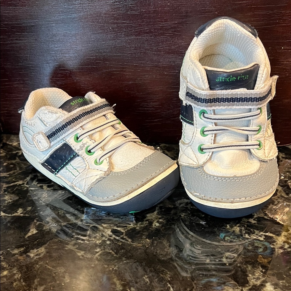 Stride Rite Artie Shoe Little Kid White/classic Navy 6 XW
